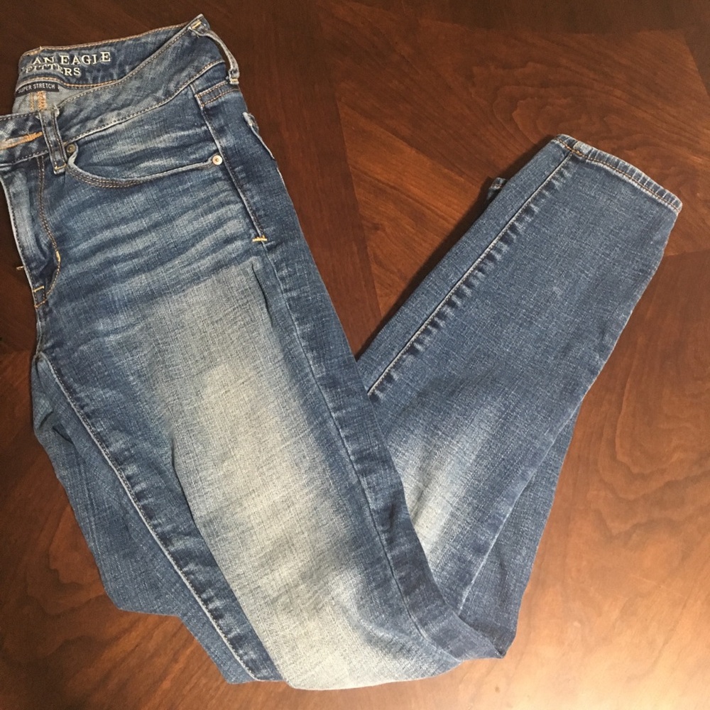 American Eagle skinny jeans light wash